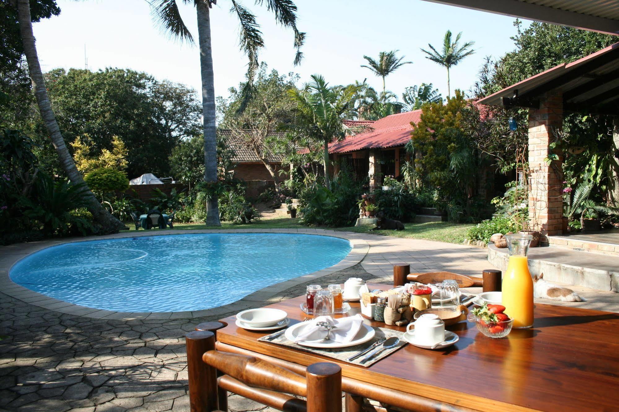 Maputaland Guest House Saint Lucia Estuary Екстериор снимка